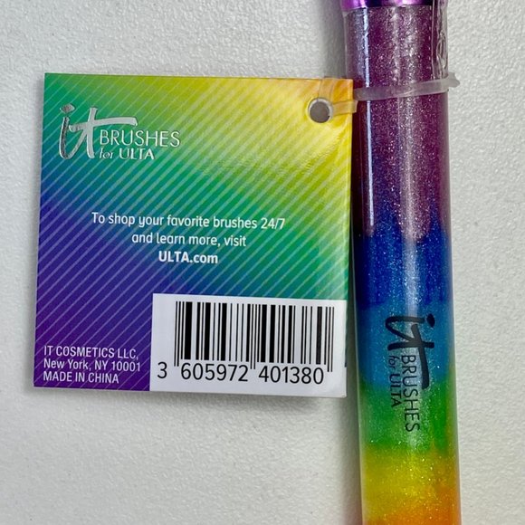 it Cosmetics Show Your Pride Limited Edition Brush - Picture 4 of 5